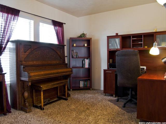 1354 N 2585 W, Clinton, UT 84015 — photo 6