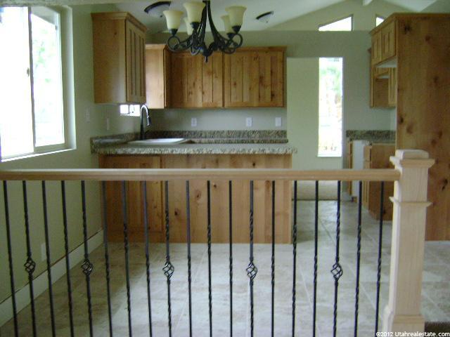 2405 E 10225 S, Sandy, UT 84092 — photo 2
