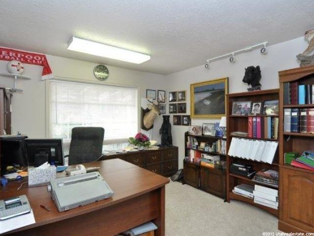2408 S Maple Hills Dr E, Bountiful, UT 84010 — photo 3