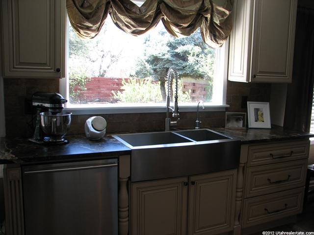 2808 E Wardway Dr, Holladay, UT 84124 — photo 5