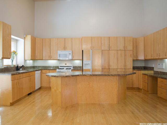 244 E Stonebridge Dr, Draper, UT 84020 — photo 4