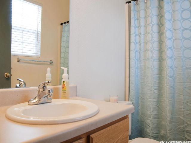 1987 N 2125 W, Clinton, UT 84015 — photo 12