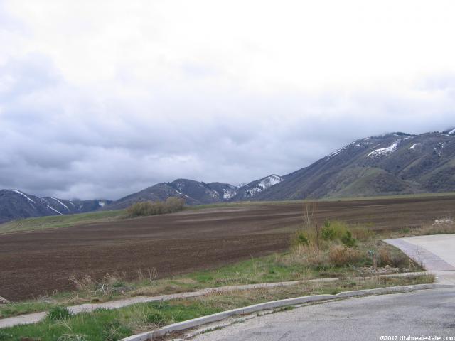 186 Red Slide Cir #15, Wellsville, UT 84339 — photo 3