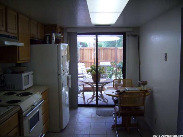 977 W Bloomington Dr, St. George, UT 84790 — photo 6