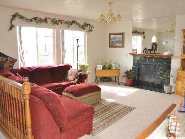 866 Avalon Hills Dr, Ogden, UT 84404 — photo 2