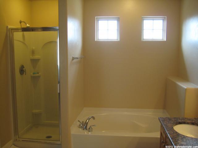 582 E Normandy Loop Ln, Draper, UT 84020 — photo 8