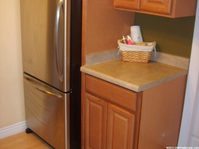 208 E Vine St, Murray, UT 84107 — photo 3