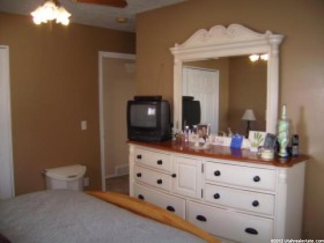 1430 W 1045 S, Clearfield, UT 84015 — photo 7