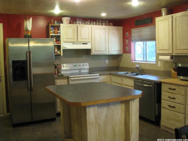 2482 E 2550 N, Layton, UT 84040 — photo 3