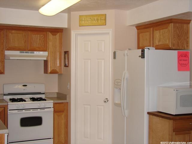 687 W 880 S, Logan, UT 84321 — photo 4