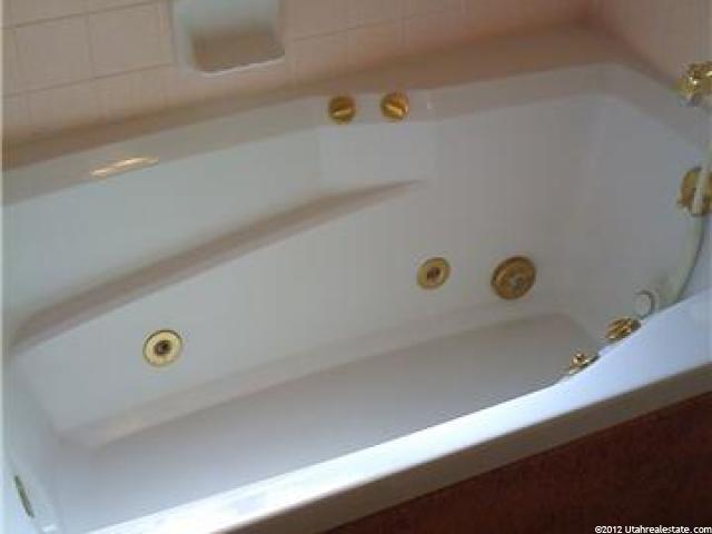 5522 S 2150 W, Roy, UT 84067 — photo 6