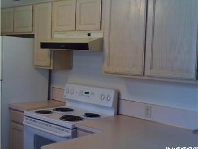 5522 S 2150 W, Roy, UT 84067 — photo 7