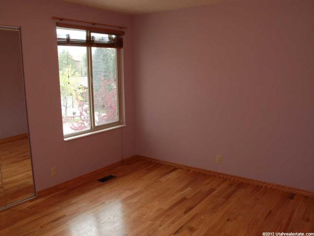 2033 E Gyrfalcon Dr, Sandy, UT 84092 — photo 12