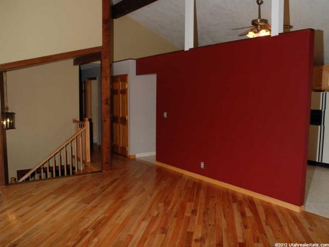 2033 E Gyrfalcon Dr, Sandy, UT 84092 — photo 6