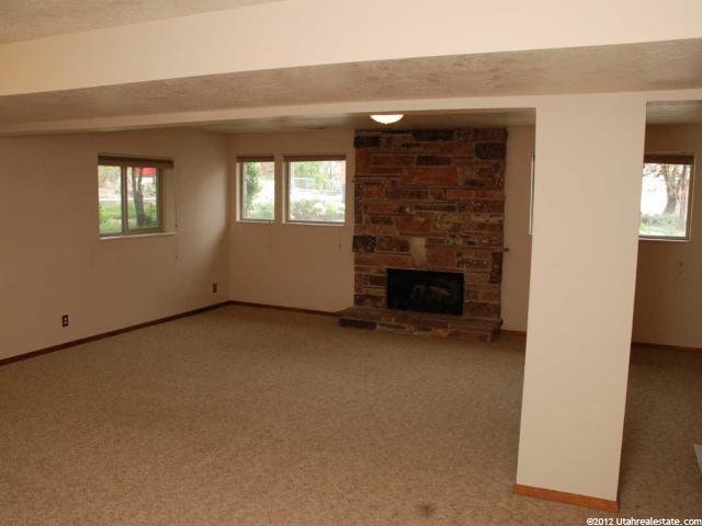 2033 E Gyrfalcon Dr, Sandy, UT 84092 — photo 7