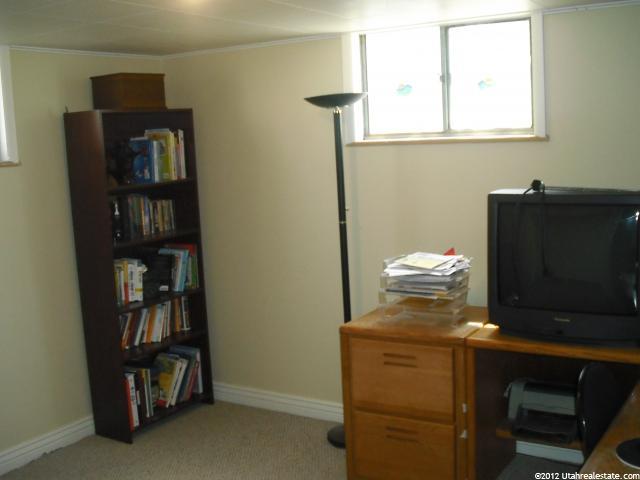 5537 S Hillside Dr E, Murray, UT 84107 — photo 11