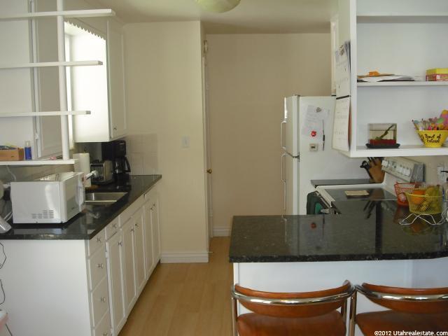 5537 S Hillside Dr E, Murray, UT 84107 — photo 4