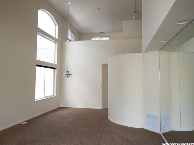562 E Land Rush Dr, Midvale, UT 84047 — photo 2
