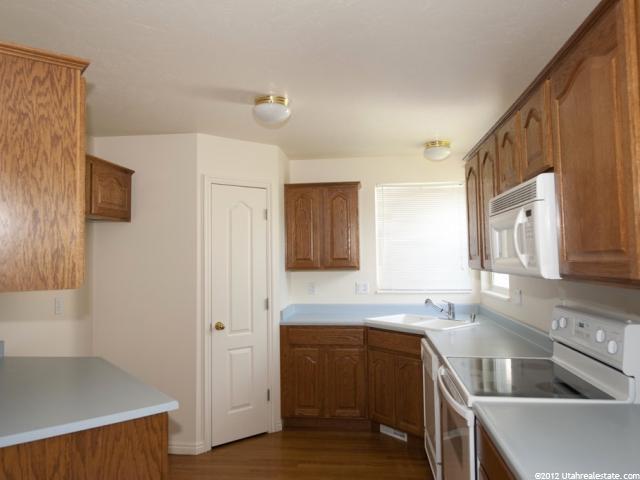 562 E Land Rush Dr, Midvale, UT 84047 — photo 7