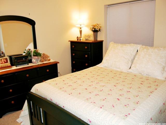 56 W 200 N, Centerville, UT 84014 — photo 11