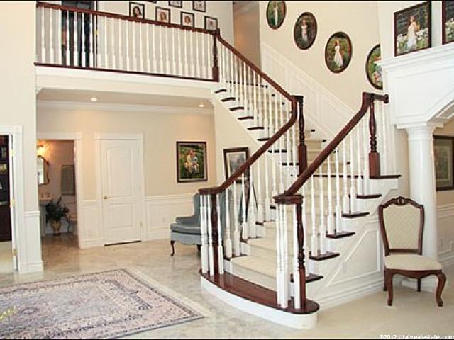 2611 E Hillsden Dr, Holladay, UT 84117 — photo 2