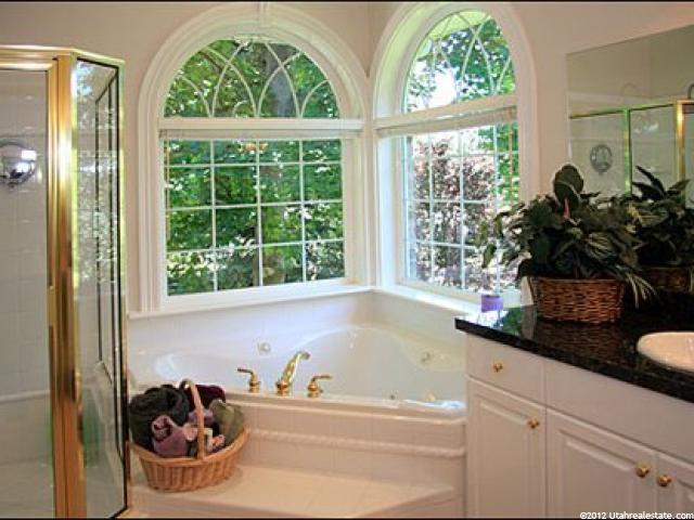 2611 E Hillsden Dr, Holladay, UT 84117 — photo 9