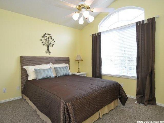 1066 E 575 N, Layton, UT 84040 — photo 8