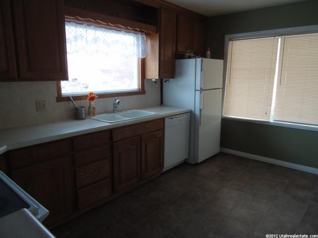 124 E 7660 S, Midvale, UT 84047 — photo 9
