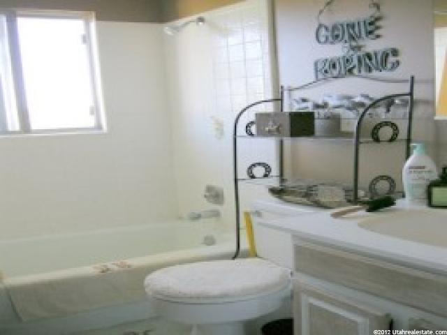 6919 W 5100 S, Hooper, UT 84315 — photo 9
