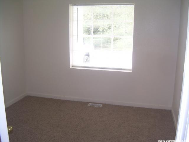 558 E Cook St S, Ogden, UT 84404 — photo 5