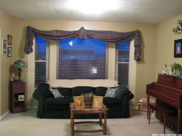 1164 E Rocky Mountain Way, Hyrum, UT 84319 — photo 4