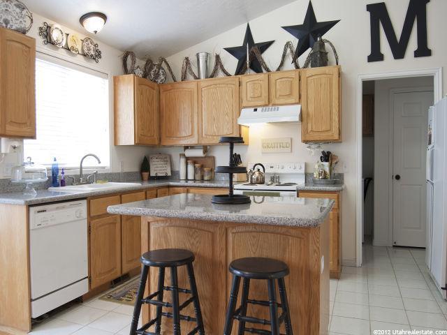 863 S 250 E, Farmington, UT 84025 — photo 4
