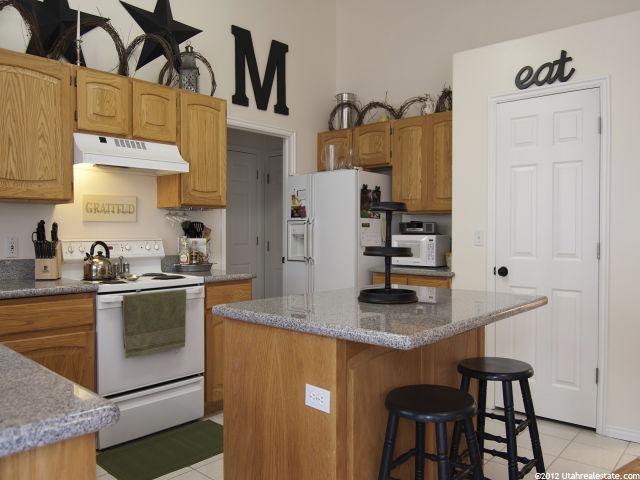 863 S 250 E, Farmington, UT 84025 — photo 6