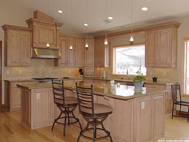 1888 E Ridge Pt Dr S, Bountiful, UT 84010 — photo 8