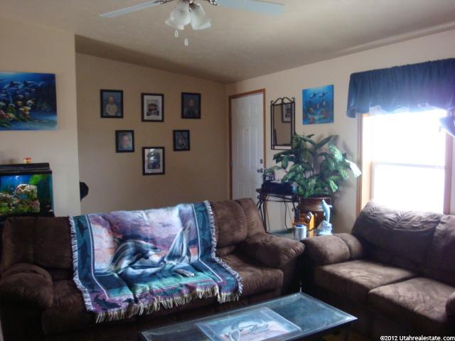 295 W 2100 S, Vernal, UT 84078 — photo 2