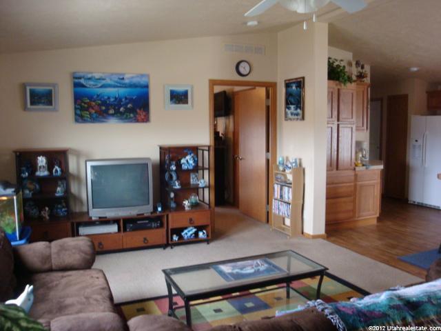 295 W 2100 S, Vernal, UT 84078 — photo 10