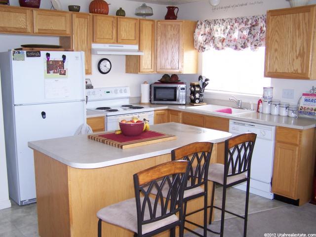 2914 W 2100 N, Clinton, UT 84015 — photo 4