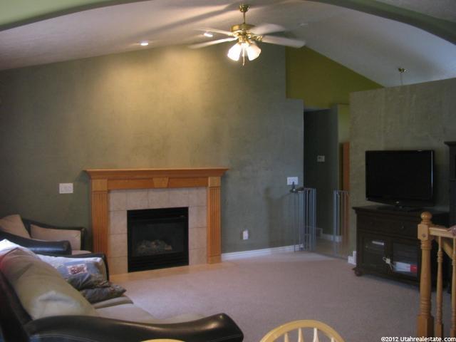 555 W 3700 S, Syracuse, UT 84075 — photo 11