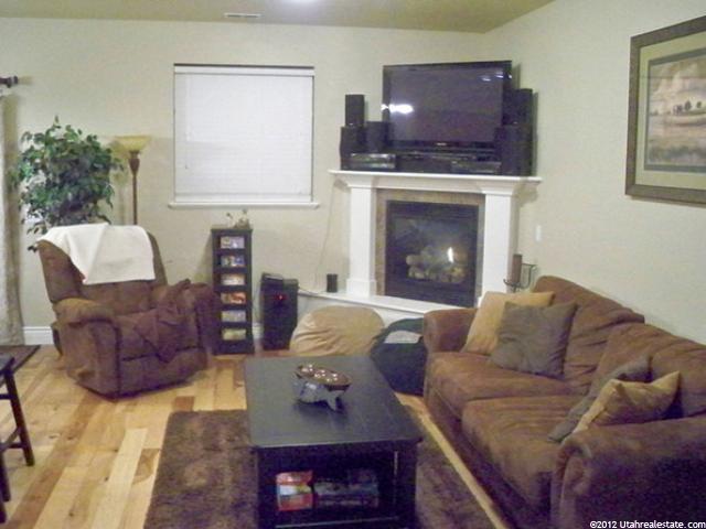 689 N 130 E, Smithfield, UT 84335 — photo 7