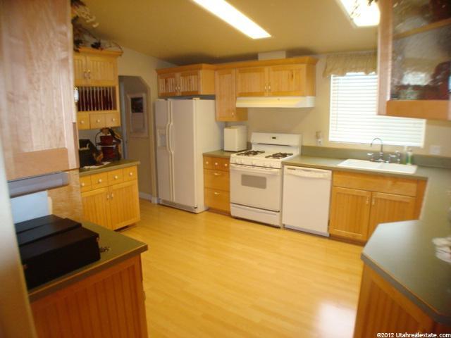 910 S 550 W, Tremonton, UT 84337 — photo 3
