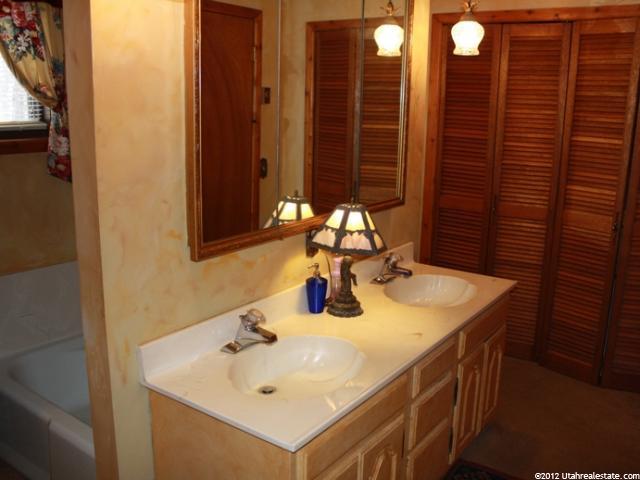 3737 Nordic Valley Rd, Eden, UT 84310 — photo 6