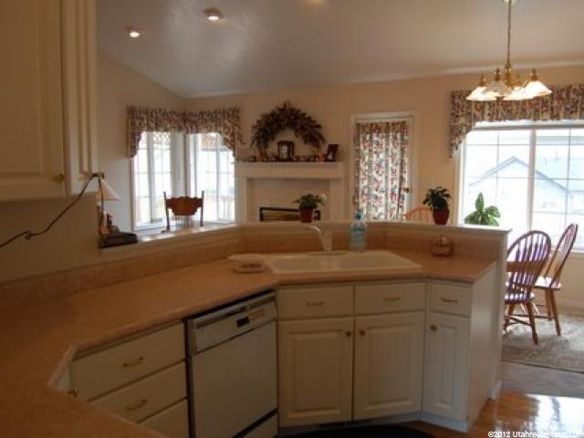 115 Abbey Ln, Providence, UT 84332 — photo 3