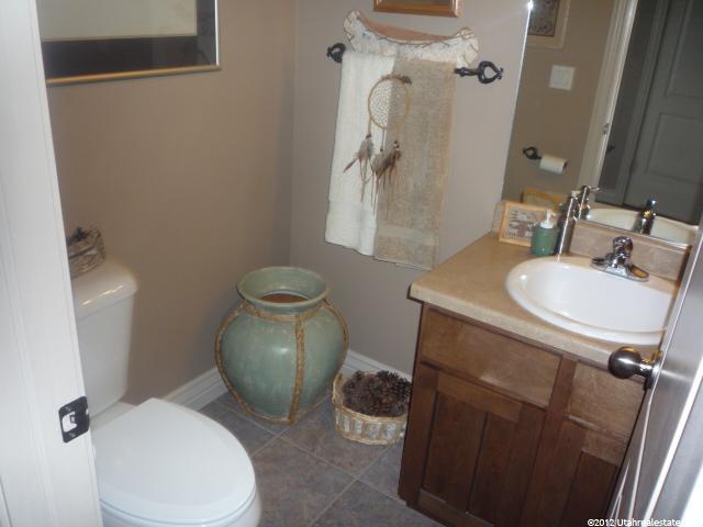2272 S 200 E, Kaysville, UT 84037 — photo 2