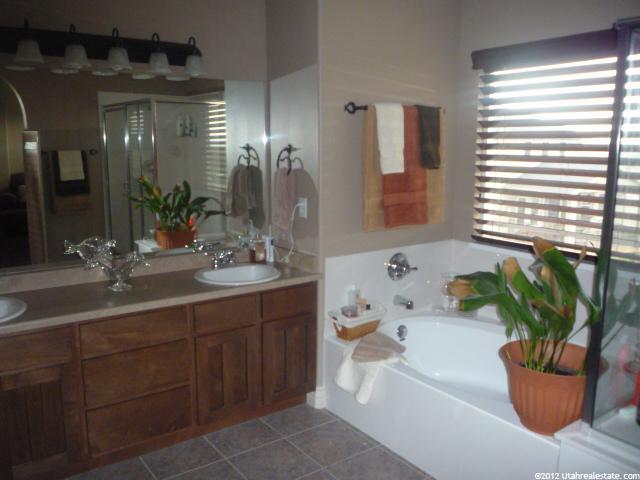 2272 S 200 E, Kaysville, UT 84037 — photo 7