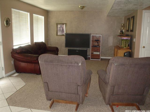 3869 W Cascades Cir, Syracuse, UT 84075 — photo 5
