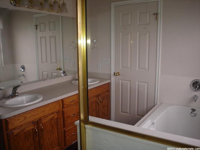 3869 W Cascades Cir, Syracuse, UT 84075 — photo 8