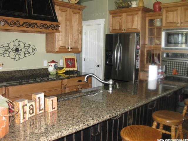 3715 S 4975 W, West Haven, UT 84401 — photo 2