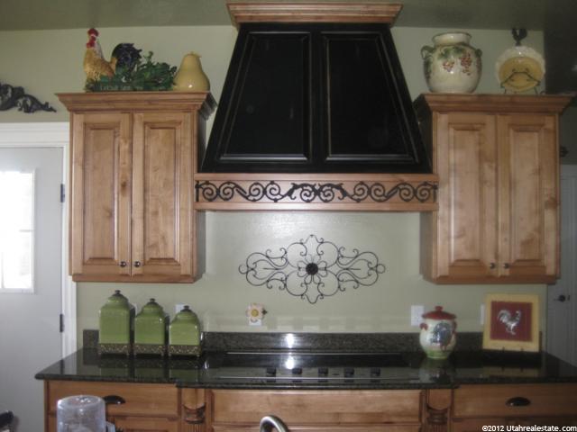 3715 S 4975 W, West Haven, UT 84401 — photo 4