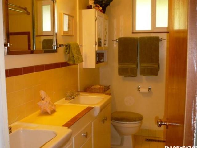 197 W Wasatch St S, Midvale, UT 84047 — photo 2