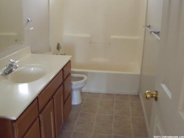 3894 W 4700 S, Roy, UT 84067 — photo 3